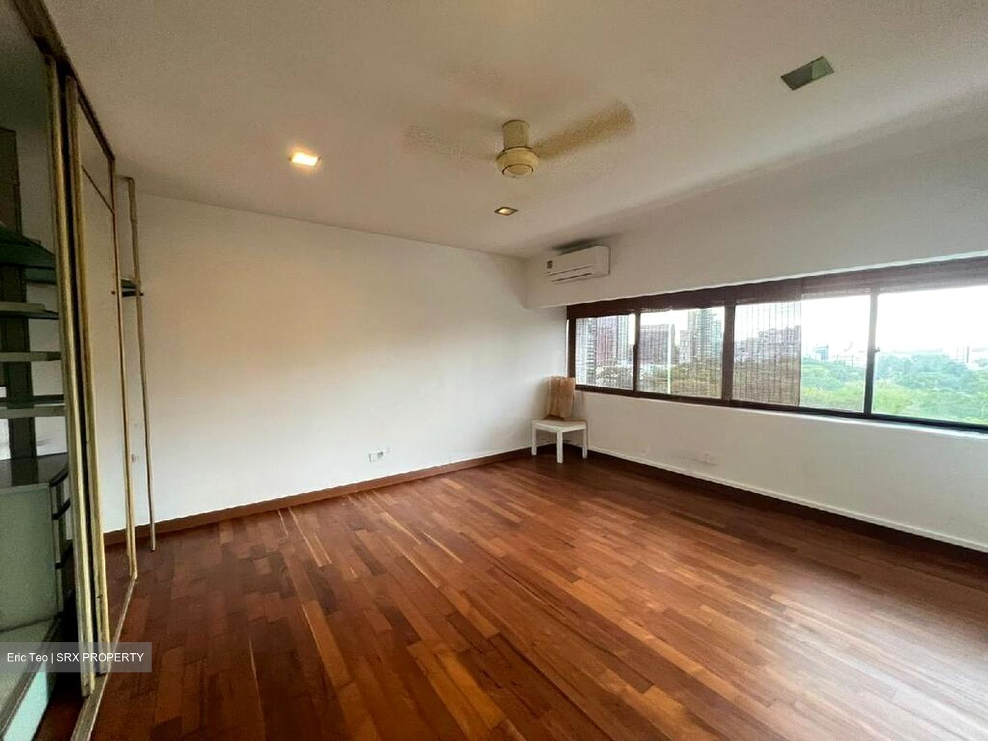Townhouse Apartments (D9), Apartment #514783571